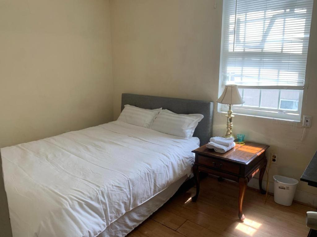 2131 Private Double Room Philadelphia Exterior photo